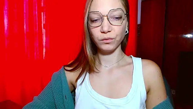 EmillyPlay online show from 02-02-26, 06:45