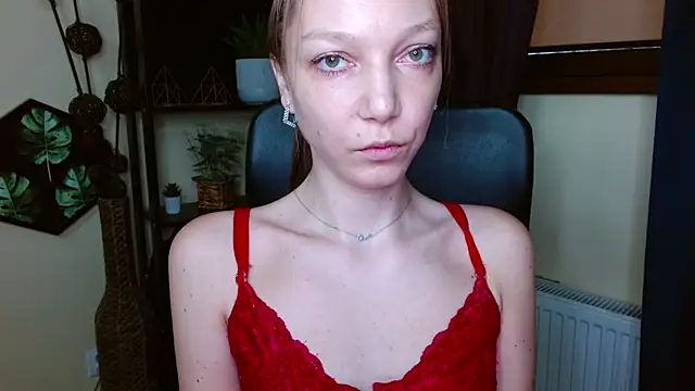 EmillyPlay online show from 03-17-26, 06:50