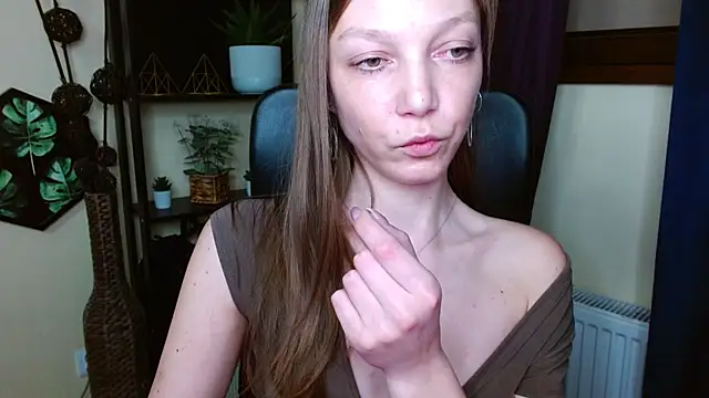 EmillyPlay online show from 03-25-26, 06:36