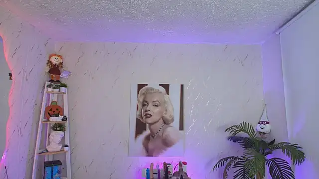 SALOOMEE   online show from 04-11-26, 10:08