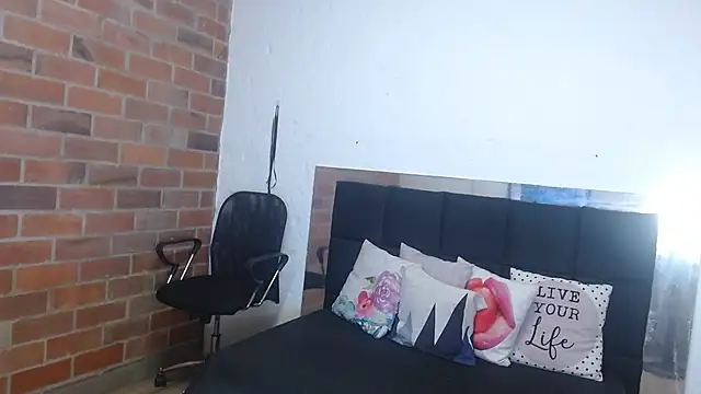 arenita  stone online show from 02-28-25, 09:33