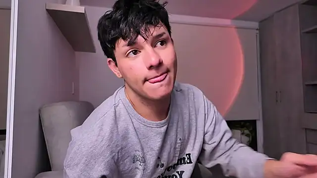 Alexxblue online show from 04-21-26, 04:08