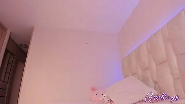 giselle js online show from 11-29-25, 07:39