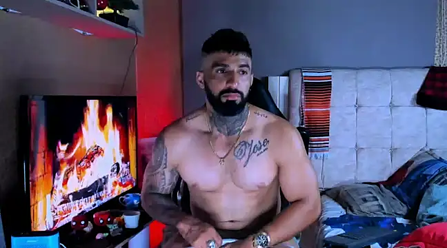 Snapshot of naugthy_dominant chatting on 12-02-24, 04:31 naugthy dominant online show from 12-02-24, 04:31