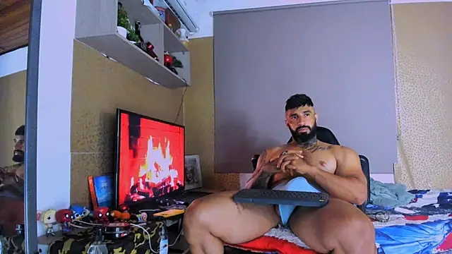 Snapshot of naugthy_dominant chatting on 12-11-24, 01:26 naugthy dominant online show from 12-11-24, 01:26