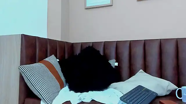Snapshot of naugthy_dominant chatting on 02-05-25, 05:20 naugthy dominant online show from 02-05-25, 05:20