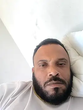 Snapshot of morenorj17 chatting on 11-01-25, 04:20 morenorj17 online show from 11-01-25, 04:20