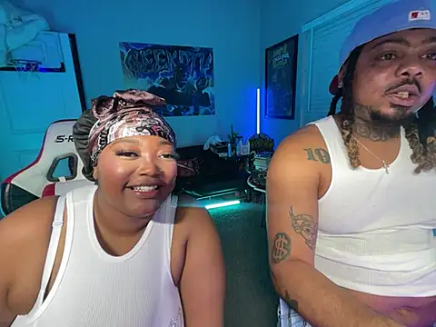 4EVAGLACIERS online show from 04-18-26, 05:22