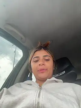 Snapshot of pamell_col chatting on 11-05-25, 07:47 pamell col online show from 11-05-25, 07:47