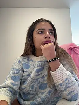 Snapshot of pamell_col chatting on 02-25-26, 02:48 pamell col online show from 02-25-26, 02:48