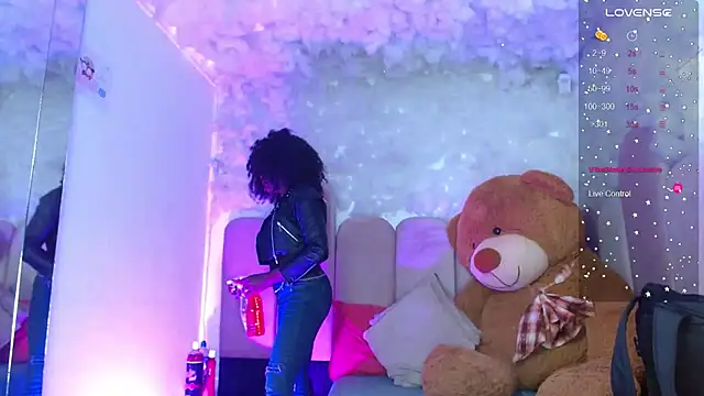 puca ebony online show from 11-29-25, 07:39