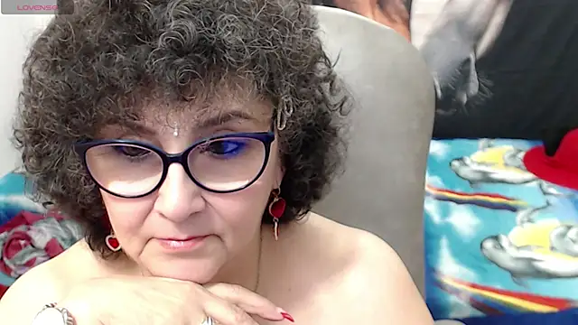 Snapshot of cataleya_mom chatting on 02-22-25, 12:08 cataleya mom online show from 02-22-25, 12:08