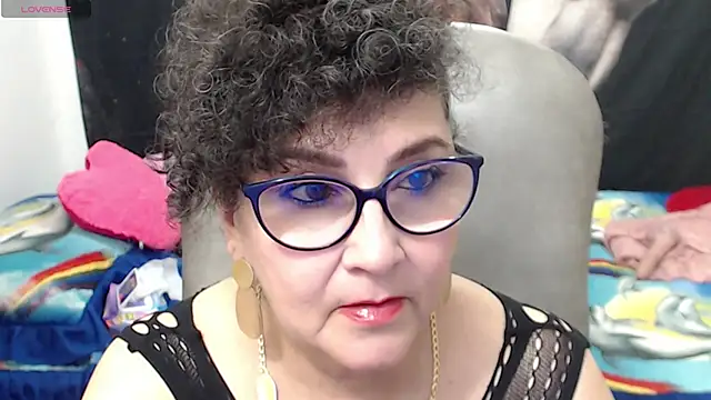 Snapshot of cataleya_mom chatting on 02-23-25, 08:28 cataleya mom online show from 02-23-25, 08:28