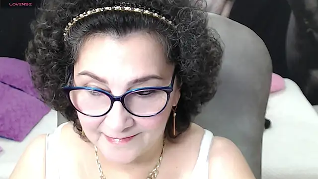 Snapshot of cataleya_mom chatting on 03-02-25, 12:20 cataleya mom online show from 03-02-25, 12:20