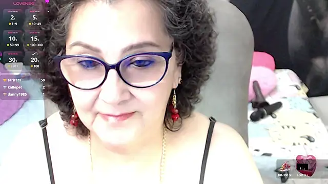 Snapshot of cataleya_mom chatting on 03-06-25, 07:25 cataleya mom online show from 03-06-25, 07:25