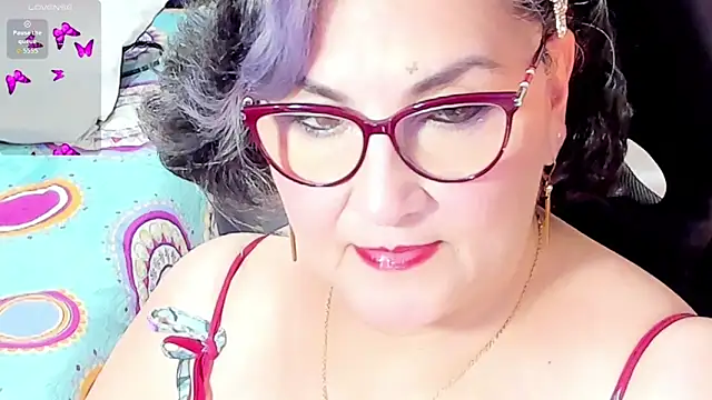 Snapshot of cataleya_mom chatting on 09-19-25, 04:36 cataleya mom online show from 09-19-25, 04:36