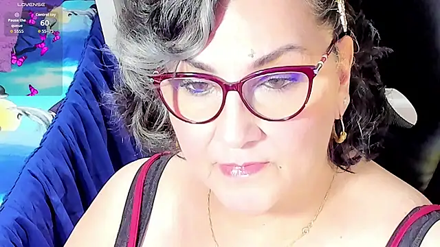 Snapshot of cataleya_mom chatting on 10-06-25, 03:48 cataleya mom online show from 10-06-25, 03:48