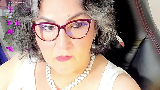 cataleya mom online show from 10-24-25, 11:56