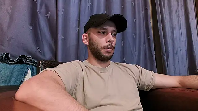 henryaxe online show from 12-26-24, 06:12