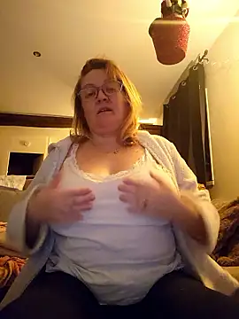 Snapshot of lady_charlyne chatting on 01-09-26, 07:04 lady charlyne online show from 01-09-26, 07:04