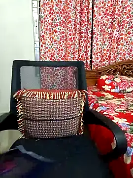 Priya Boudi online show from 10-14-25, 06:31