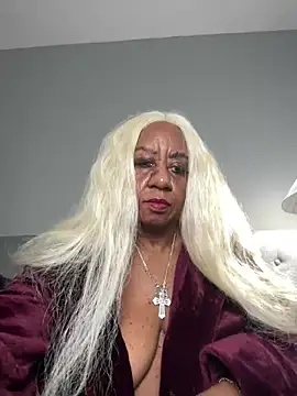 BreanaDivine online show from 02-23-25, 04:57