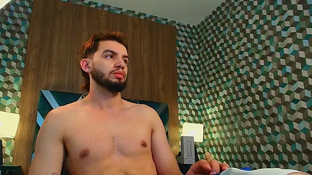 Snapshot of Michael_magno chatting on 10-24-25, 02:13 Michael magno online show from 10-24-25, 02:13