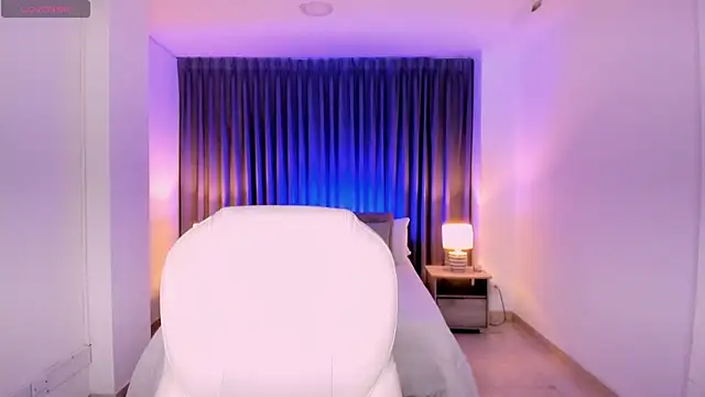 Rebeka spencer online show from 01-17-25, 03:23