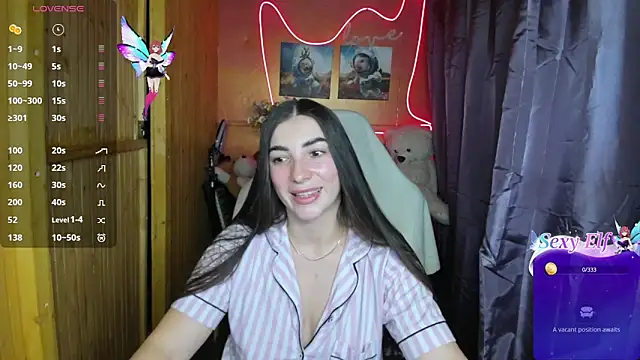 Snapshot of Fiery_Brunette_ chatting on 01-14-25, 12:45 Fiery Brunette  online show from 01-14-25, 12:45