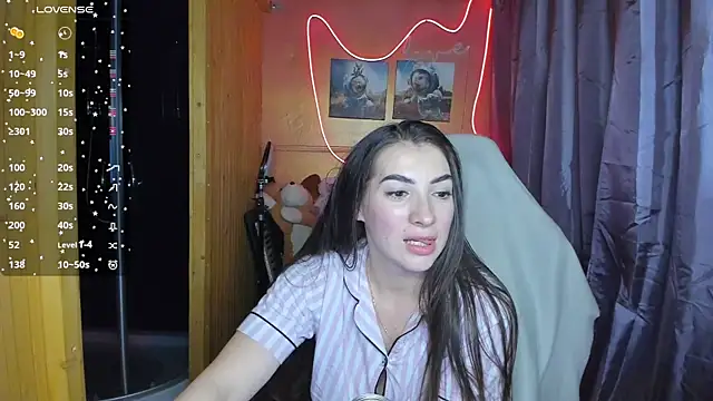 Snapshot of Fiery_Brunette_ chatting on 03-03-25, 11:44 Fiery Brunette  online show from 03-03-25, 11:44