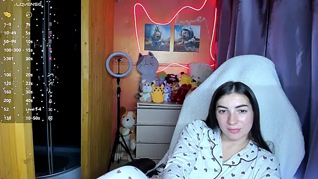 Snapshot of Fiery_Brunette_ chatting on 09-29-25, 05:51 Fiery Brunette  online show from 09-29-25, 05:51