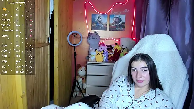 Snapshot of Fiery_Brunette_ chatting on 10-08-25, 05:49 Fiery Brunette  online show from 10-08-25, 05:49