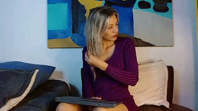 alana valdiri online show from 02-06-25, 09:17