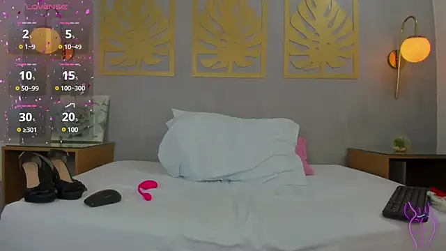 ayla13  online show from 02-10-25, 10:09