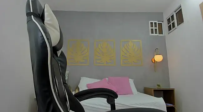 ayla13  online show from 02-12-25, 10:26