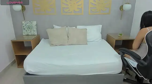 ayla13  online show from 03-11-25, 07:36