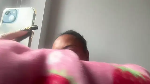 Snapshot of ChocolateCakeQueen chatting on 11-06-25, 12:39 ChocolateCakeQueen online show from 11-06-25, 12:39