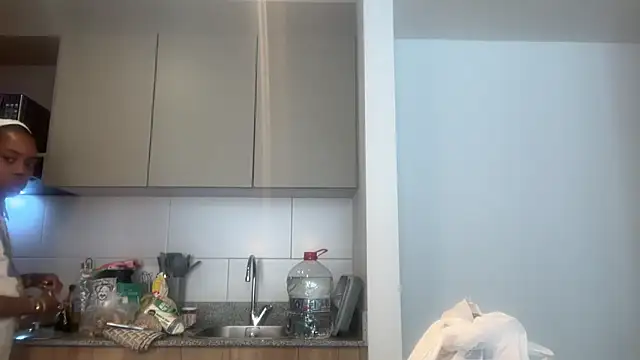 Snapshot of ChocolateCakeQueen chatting on 12-01-25, 02:22 ChocolateCakeQueen online show from 12-01-25, 02:22