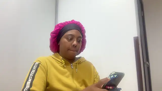 ChocolateCakeQueen online show from 01-08-26, 05:21