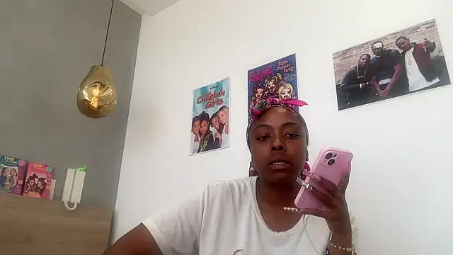 Snapshot of ChocolateCakeQueen chatting on 05-29-26, 03:10 ChocolateCakeQueen online show from 05-29-26, 03:10