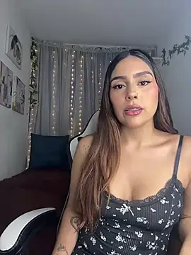 HazzelGray online show from 02-03-26, 04:34