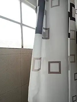 hannahb-e online show from 01-08-26, 04:31