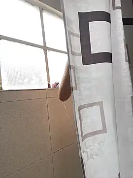 hannahb-e online show from 02-11-26, 03:50