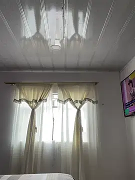 hannahb-e online show from 03-27-26, 02:06