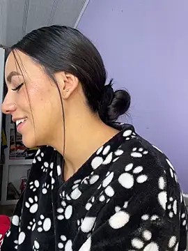 hannahb-e online show from 04-19-26, 06:10