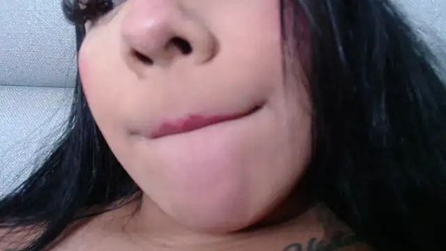 emily brontee  online show from 01-03-25, 03:33