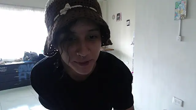 AlinaWoolf  online show from 06-25-26, 05:17