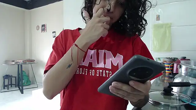 AlinaWoolf  online show from 07-30-26, 07:35
