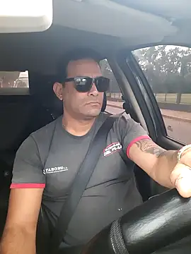 Snapshot of hecwil8 chatting on 10-27-25, 11:36 hecwil8 online show from 10-27-25, 11:36