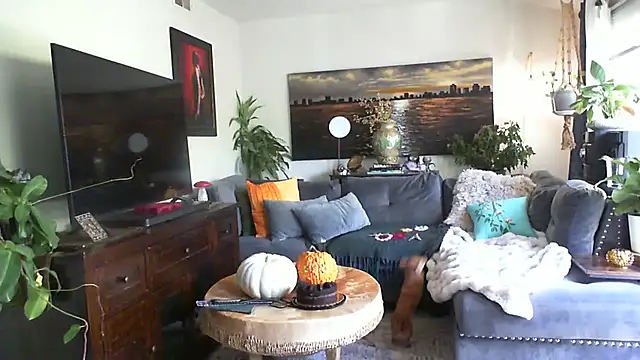 CeceilaMoon online show from 11-05-25, 04:51